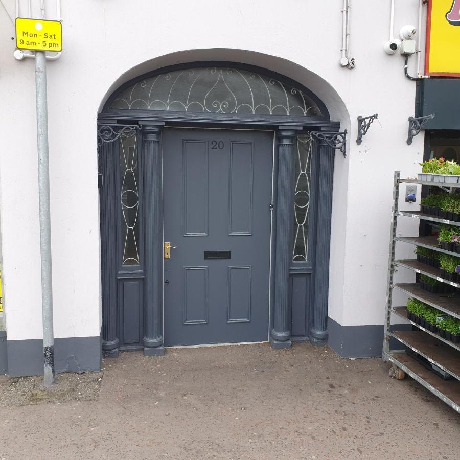 3 Bedroom Apartment, Ballymena, The Wee Stop Gap Luaran gambar